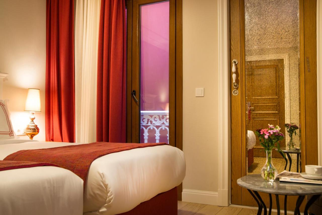 Amofta Hotel Taksim Istanbul Exterior photo